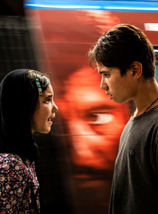 Affiche du film Sun Children (2020) de Majid Majidi Affiche du film Sun Children (2020) de Majid Majidi. Voir Sun Children en streaming / torrent sur meilleurs-films.fr