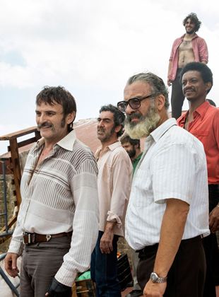 Affiche du film Modelo 77 (2021) de Alberto Rodriguez. Voir Modelo 77 en streaming / torrent sur meilleurs-films.fr