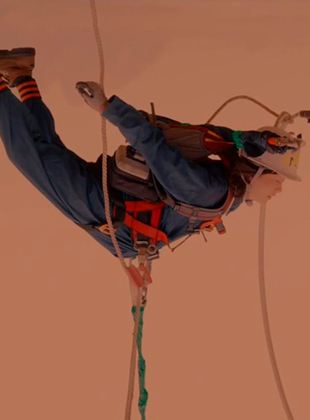 Affiche du film Dispatch; I don’t fire myself (2020) de Lee Tae-gyeom. Voir Dispatch; I don’t fire myself en streaming / torrent sur meilleurs-films.fr