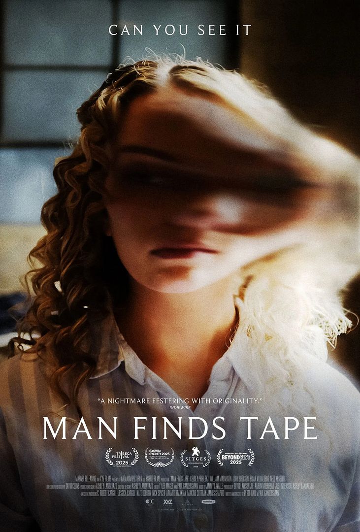Affiche du film Man Finds Tape (2025) de Paul Gandersman. Voir Man Finds Tape en streaming / torrent sur meilleurs-films.fr