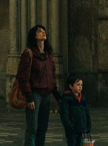 Affiche du film Sans soleil (2021) de Banu Akseki. Voir Sans soleil en streaming / torrent sur meilleurs-films.fr