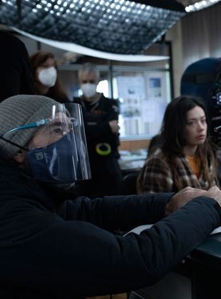 Affiche du film Girasoles salvajes (2021) de Jaime Rosales. Voir Girasoles salvajes en streaming / torrent sur meilleurs-films.fr