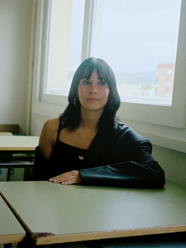 Affiche de la série Aitana : Métamorphose (2025) de . Voir Aitana : Métamorphose en streaming / torrent sur meilleurs-films.fr