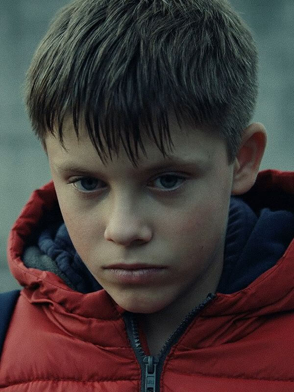 Affiche du court métrage Ce qui appartient à César (2024) de Violette Gitton. Voir Ce qui appartient à César en streaming / torrent sur meilleurs-films.fr