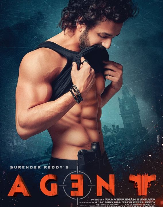 Affiche du film Agent (2023) de Surender Reddy. Voir Agent en streaming / torrent sur meilleurs-films.fr