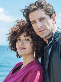 Affiche du film Ammore e Malavita (2017) de Antonio Manetti,Marco Manetti, Affiche du film Ammore e Malavita (2017) de Antonio Manetti,Marco Manetti,. Voir Ammore e Malavita en streaming / torrent sur meilleurs-films.fr