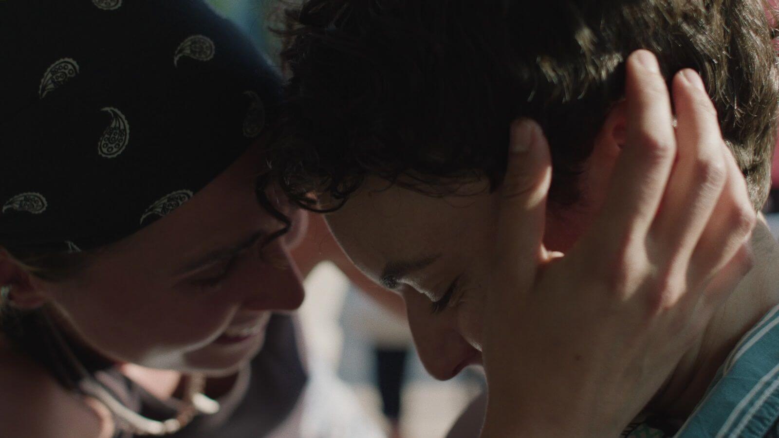 Affiche du court métrage Are you scared to be yourself because you think you might fail ? (2025) de Bec Pecaut. Voir Are you scared to be yourself because you think you might fail ? en streaming / torrent sur meilleurs-films.fr