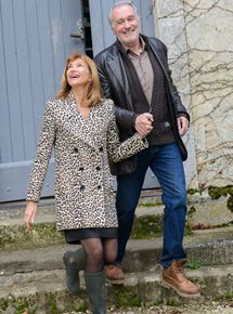 Affiche du film Au revoir… et à bientôt ! (2015) de Miguel Courtois Paternina. Voir Au revoir… et à bientôt ! en streaming / torrent sur meilleurs-films.fr