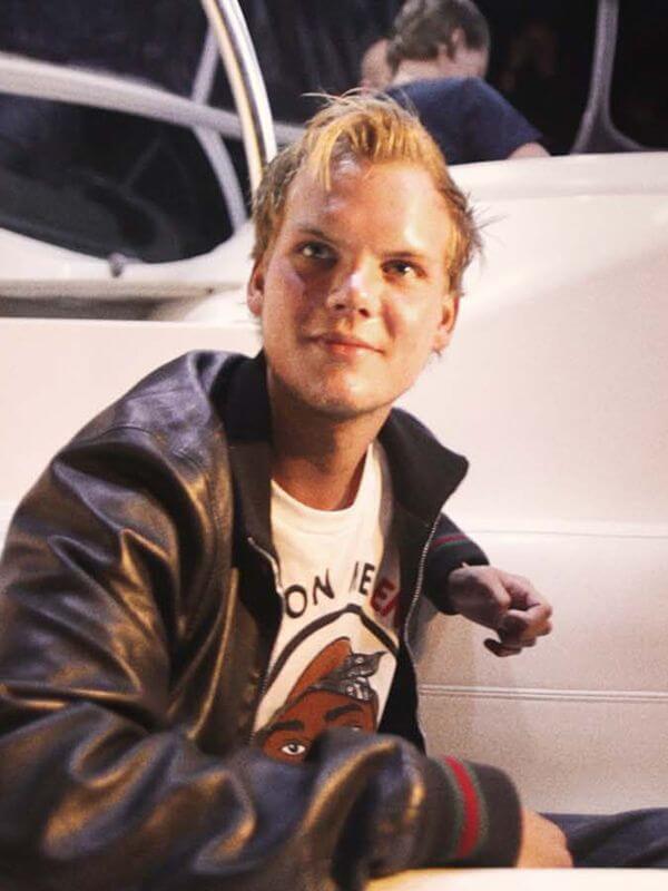 Affiche du film Avicii – I’m Tim (2024) de Henrik Burman Affiche du film Avicii – I’m Tim (2024) de Henrik Burman. Voir Avicii – I’m Tim en streaming / torrent sur meilleurs-films.fr