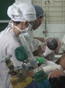 Affiche du film Baby Factory (2011) de Eduardo W. Roy Jr.,Almon L. Derla,. Voir Baby Factory en streaming / torrent sur meilleurs-films.fr