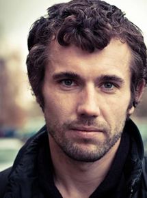 Affiche du film Barzakh (2011) de Mantas Kvedaravicius. Voir Barzakh en streaming / torrent sur meilleurs-films.fr