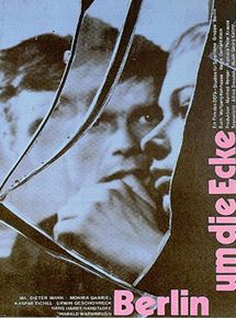 Affiche du film Berlin um die Ecke (1965) de Gerhard Klein Affiche du film Berlin um die Ecke (1965) de Gerhard Klein. Voir Berlin um die Ecke en streaming / torrent sur meilleurs-films.fr