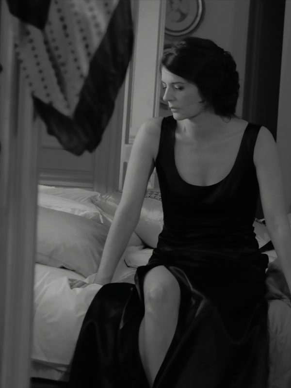 Affiche du court métrage Bonne figure () de Sandrine Kiberlain. Voir Bonne figure en streaming / torrent sur meilleurs-films.fr