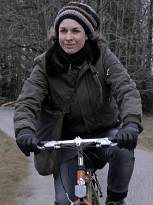 Affiche du court métrage Braconnière (2013) de Martin Tronquart Affiche du court métrage Braconnière (2013) de Martin Tronquart. Voir Braconnière en streaming / torrent sur meilleurs-films.fr