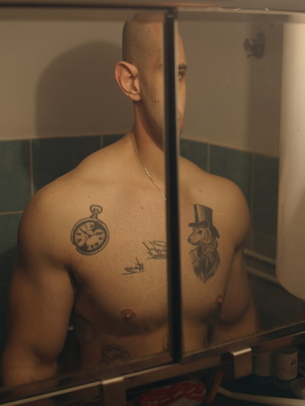 Affiche du film Bras de fer (2022) de Yorgos Goussis. Voir Bras de fer en streaming / torrent sur meilleurs-films.fr