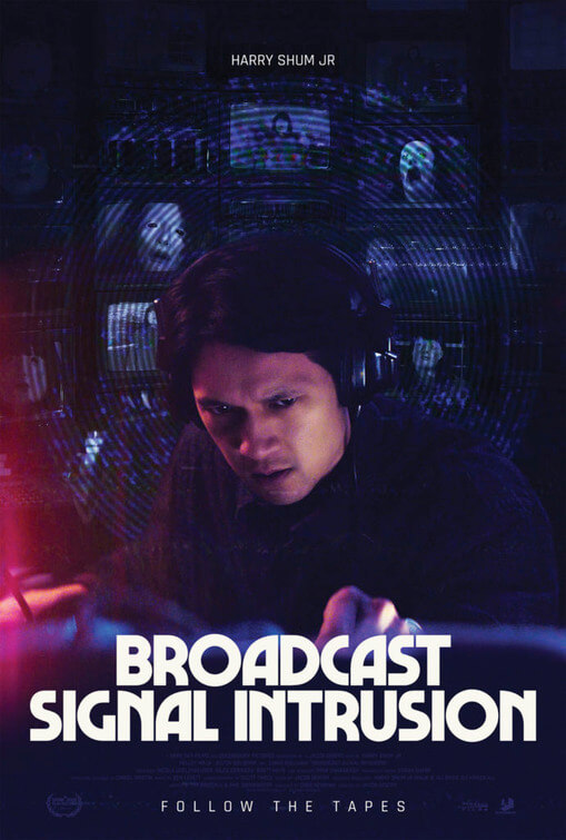 Affiche du film Broadcast Signal Intrusion (2021) de Jacob Gentry Affiche du film Broadcast Signal Intrusion (2021) de Jacob Gentry. Voir Broadcast Signal Intrusion en streaming / torrent sur meilleurs-films.fr