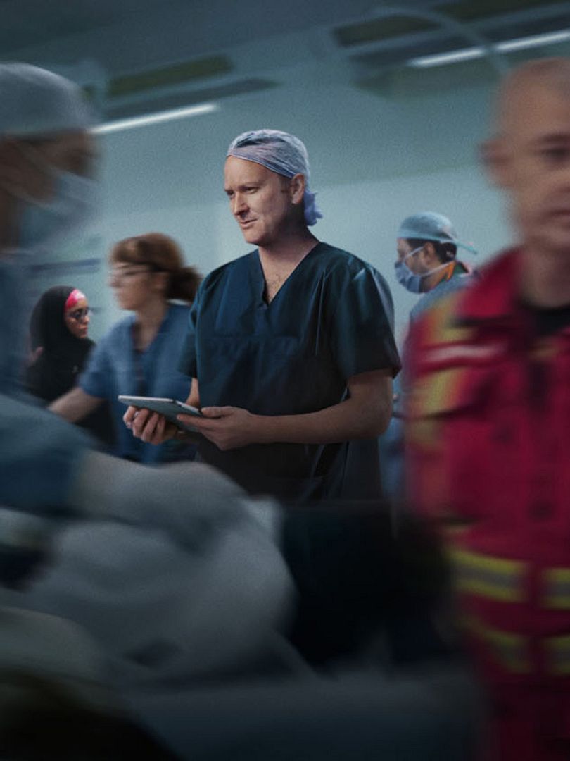 Affiche de la série État critique : Entre la vie et la mort (2025) de Affiche de la série État critique : Entre la vie et la mort (2025) de . Voir État critique : Entre la vie et la mort en streaming / torrent sur meilleurs-films.fr
