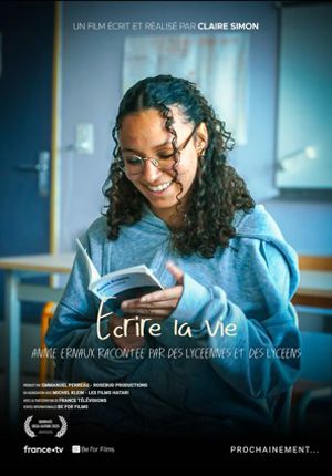 Affiche du film Écrire la vie : Annie Ernaux racontée par des lycéennes et des lycéens (2025) de Claire Simon