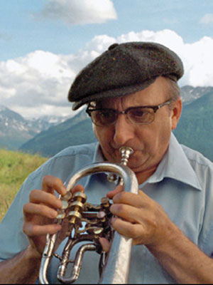 Affiche du court métrage C’est moi Helmut () de Nicolas Steiner. Voir C’est moi Helmut en streaming / torrent sur meilleurs-films.fr