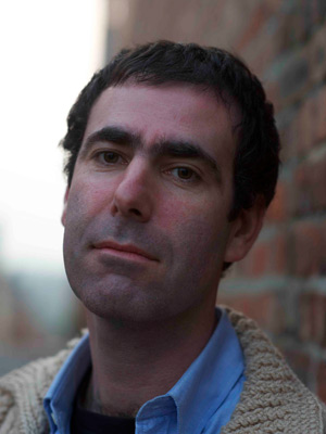 Affiche du court métrage Cigarette at night () de Duane Hopkins. Voir Cigarette at night en streaming / torrent sur meilleurs-films.fr