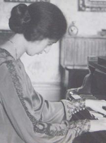 Affiche du film Clara Haskil – Le mystère de linterprète (2017) de Pascal Cling,Prune Jaillet,Pierre-Olivier François. Voir Clara Haskil – Le mystère de linterprète en streaming / torrent sur meilleurs-films.fr