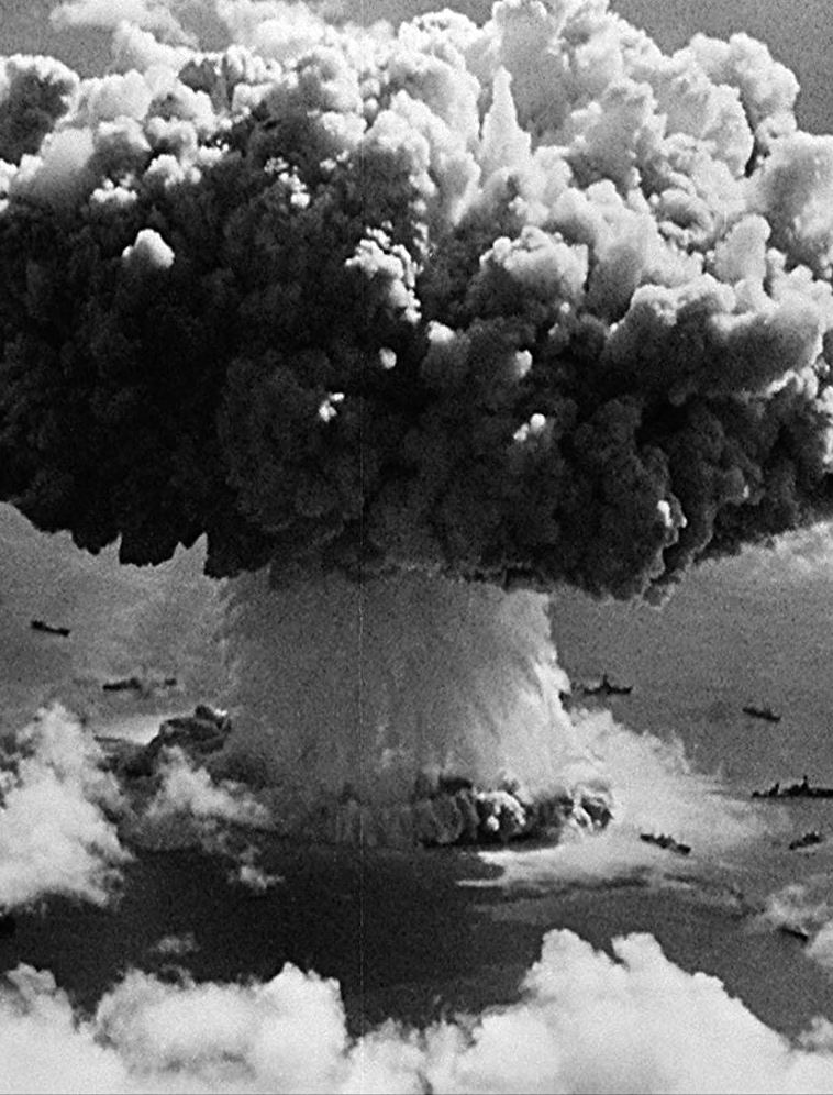 Affiche du court métrage Crossroads (1976) de Bruce Conner Affiche du court métrage Crossroads (1976) de Bruce Conner. Voir Crossroads en streaming / torrent sur meilleurs-films.fr