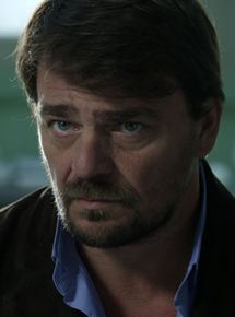 Affiche du film Dame de feu (2015) de Camille Bordes-Resnais. Voir Dame de feu en streaming / torrent sur meilleurs-films.fr