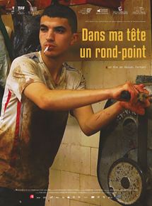 Affiche du film Dans ma tête un rond point (2015) de Hassen Ferhani. Voir Dans ma tête un rond point en streaming / torrent sur meilleurs-films.fr