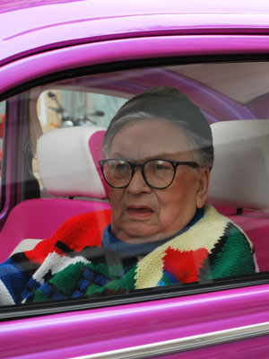 Affiche du court métrage Dernière Démarque (2010) de Matthieu Rumani. Voir Dernière Démarque en streaming / torrent sur meilleurs-films.fr