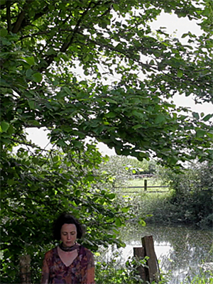 Affiche du court métrage Dialogue D’ombres (2013) de Danièle Huillet. Voir Dialogue D’ombres en streaming / torrent sur meilleurs-films.fr