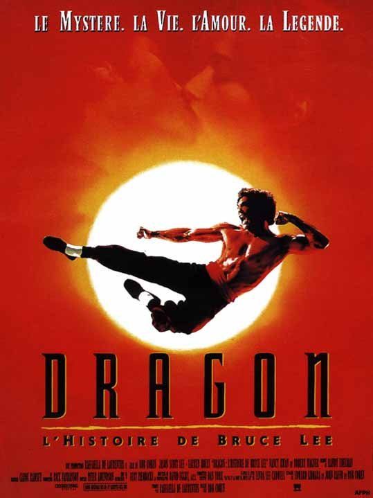 Affiche du film Dragon, l’histoire de Bruce Lee (1993) de Rob Cohen Affiche du film Dragon, l’histoire de Bruce Lee (1993) de Rob Cohen. Voir Dragon, l’histoire de Bruce Lee en streaming / torrent sur meilleurs-films.fr