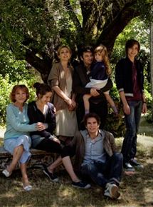 Affiche du film Emma (2011) de Alain Tasma. Voir Emma en streaming / torrent sur meilleurs-films.fr