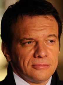 Affiche du film En apparence (TV) (2010) de Benoît d'Aubert. Voir En apparence (TV) en streaming / torrent sur meilleurs-films.fr