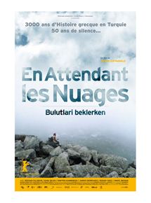 Affiche du film En attendant les nuages (2004) de Ye?im Ustao?lu. Voir En attendant les nuages en streaming / torrent sur meilleurs-films.fr