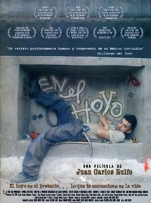 Affiche du film En el hoyo (2006) de Juan Carlos Rulfo. Voir En el hoyo en streaming / torrent sur meilleurs-films.fr