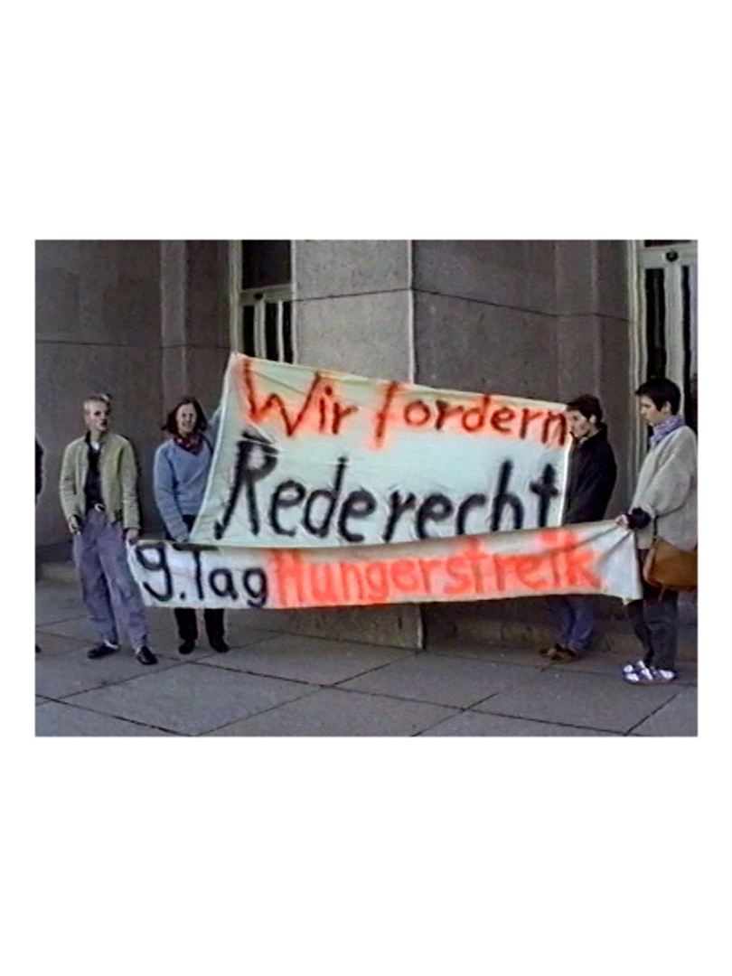 Affiche du court métrage Es gibt keine Angst (2023) de Anna Zett Affiche du court métrage Es gibt keine Angst (2023) de Anna Zett. Voir Es gibt keine Angst en streaming / torrent sur meilleurs-films.fr