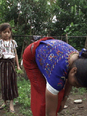 Affiche du court métrage Extraño rumor de la tierra cuando se atraviesa un surco () de Juan Manuel Sepulveda. Voir Extraño rumor de la tierra cuando se atraviesa un surco en streaming / torrent sur meilleurs-films.fr