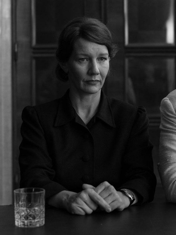 Affiche du film Fatherland (2026) de Pawel Pawlikowski. Voir Fatherland en streaming / torrent sur meilleurs-films.fr