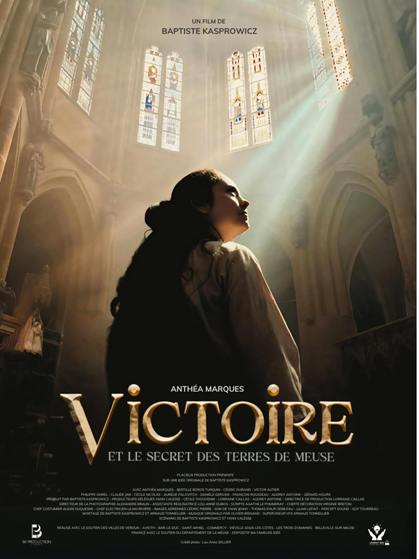 Affiche du film Victoire et le Secret des Terres de Meuse (2025) de Baptiste Kasprowicz