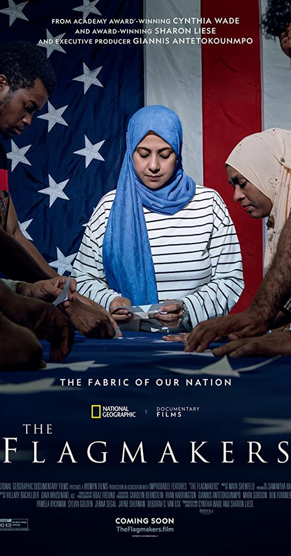 Affiche du film Flagmakers : les fabricants de la nation (2022) de Cynthia Wade. Voir Flagmakers : les fabricants de la nation en streaming / torrent sur meilleurs-films.fr