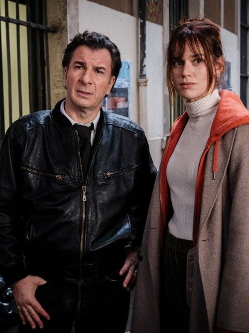 Affiche de la série Flashback (2024) de Clélia Constantine Affiche de la série Flashback (2024) de Clélia Constantine. Voir Flashback en streaming / torrent sur meilleurs-films.fr