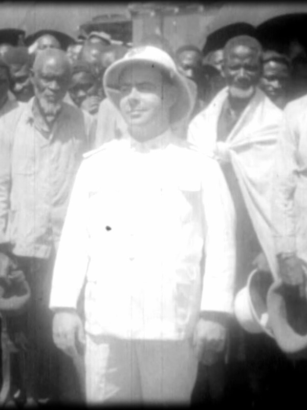 Affiche du court métrage Guinée, Berceau de l’Empire (1946) de Antonio Lopes Ribeiro. Voir Guinée, Berceau de l’Empire en streaming / torrent sur meilleurs-films.fr