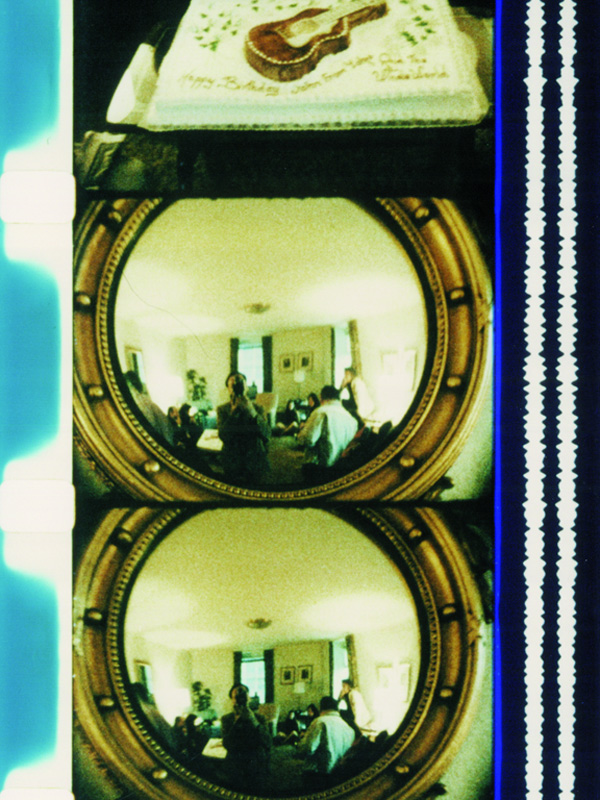 Affiche du court métrage Happy Birthday to John (1995) de Jonas Mekas. Voir Happy Birthday to John en streaming / torrent sur meilleurs-films.fr