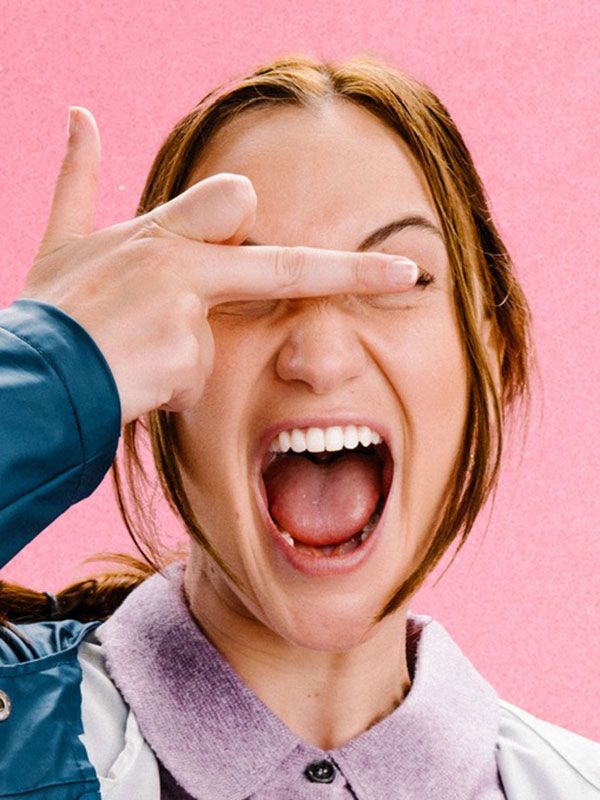 Affiche de la série Holy Shit! (2025) de . Voir Holy Shit! en streaming / torrent sur meilleurs-films.fr