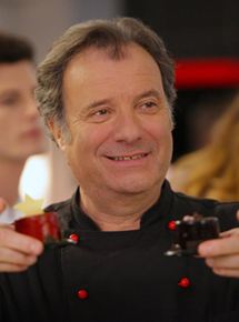 Affiche du film Il faut marier maman (2012) de Jérôme Navarro. Voir Il faut marier maman en streaming / torrent sur meilleurs-films.fr