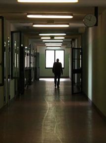 Affiche du film Il Gemello (2012) de Vincenzo Marra. Voir Il Gemello en streaming / torrent sur meilleurs-films.fr