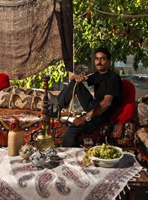 Affiche du film Je veux être roi () de Affiche du film Je veux être roi () de . Voir Je veux être roi en streaming / torrent sur meilleurs-films.fr