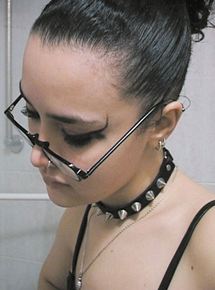 Affiche du film Karima (2003) de Clarisse Hahn. Voir Karima en streaming / torrent sur meilleurs-films.fr