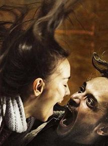 Affiche du film Kosmos (2010) de Reha Erdem. Voir Kosmos en streaming / torrent sur meilleurs-films.fr