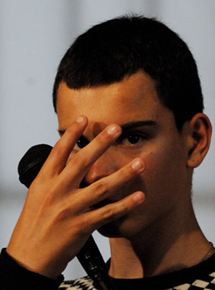 Affiche du film L’Amore buio (2010) de Antonio Capuano. Voir L’Amore buio en streaming / torrent sur meilleurs-films.fr